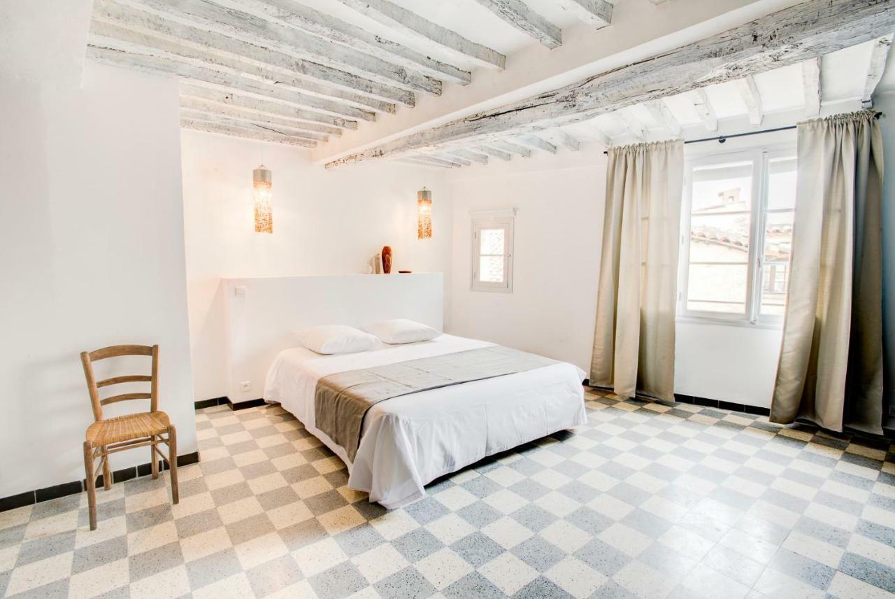 Carpe Diem Tourrettes-sur-Loup Bagian luar foto